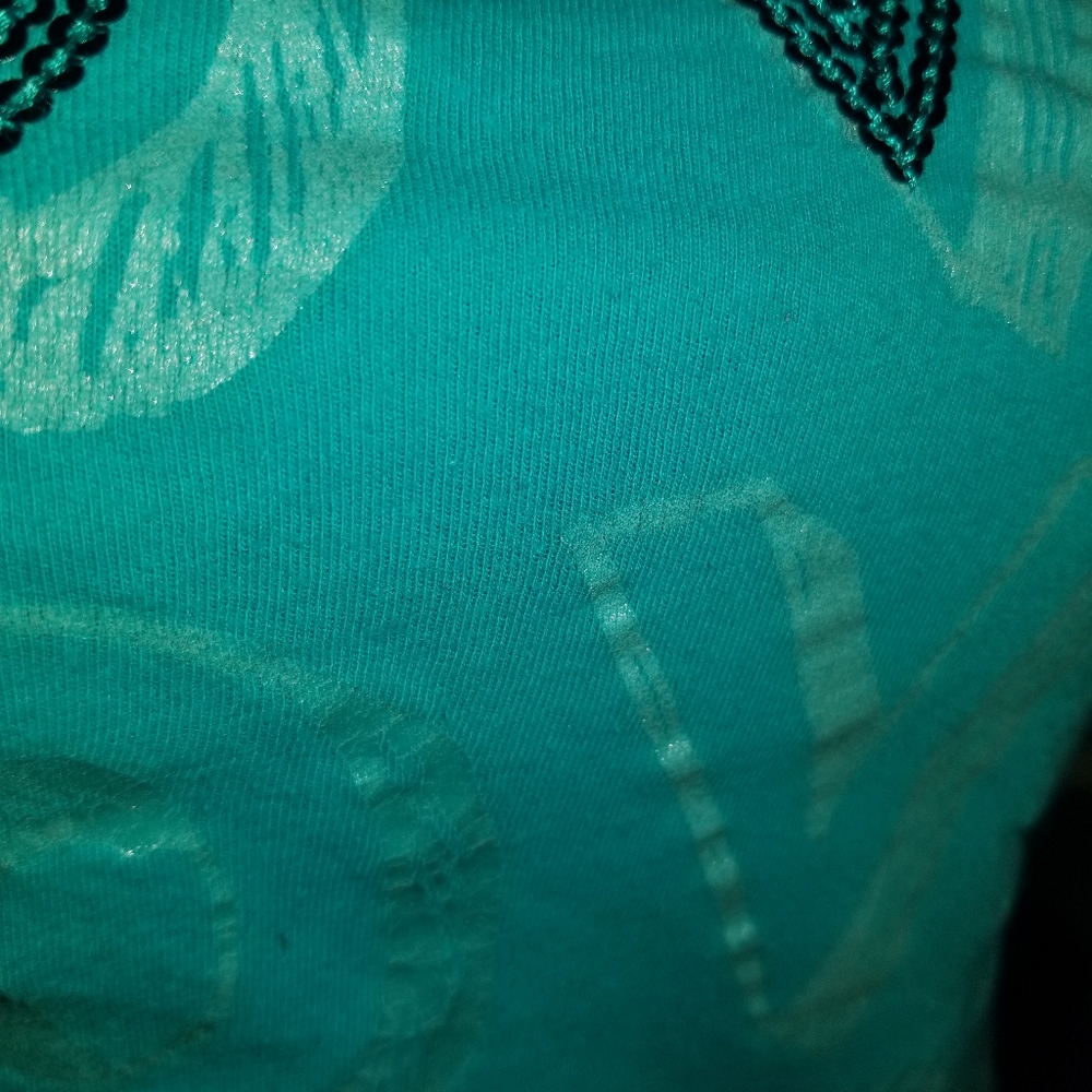 Turquoise tee - Picture 3 of 5